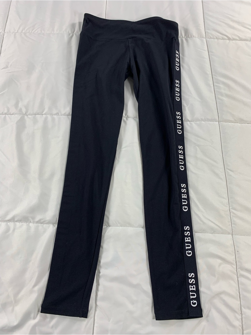 Pre loved GUESS pants womens size 16